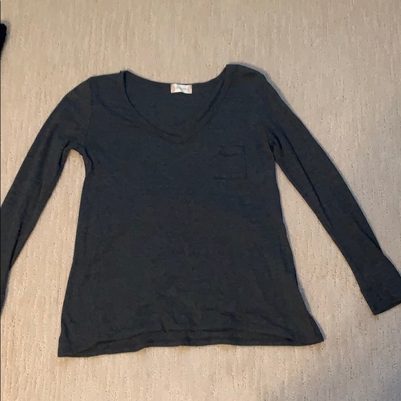 Gray loose-fitting long sleeve shirt - Picture 1 of 3